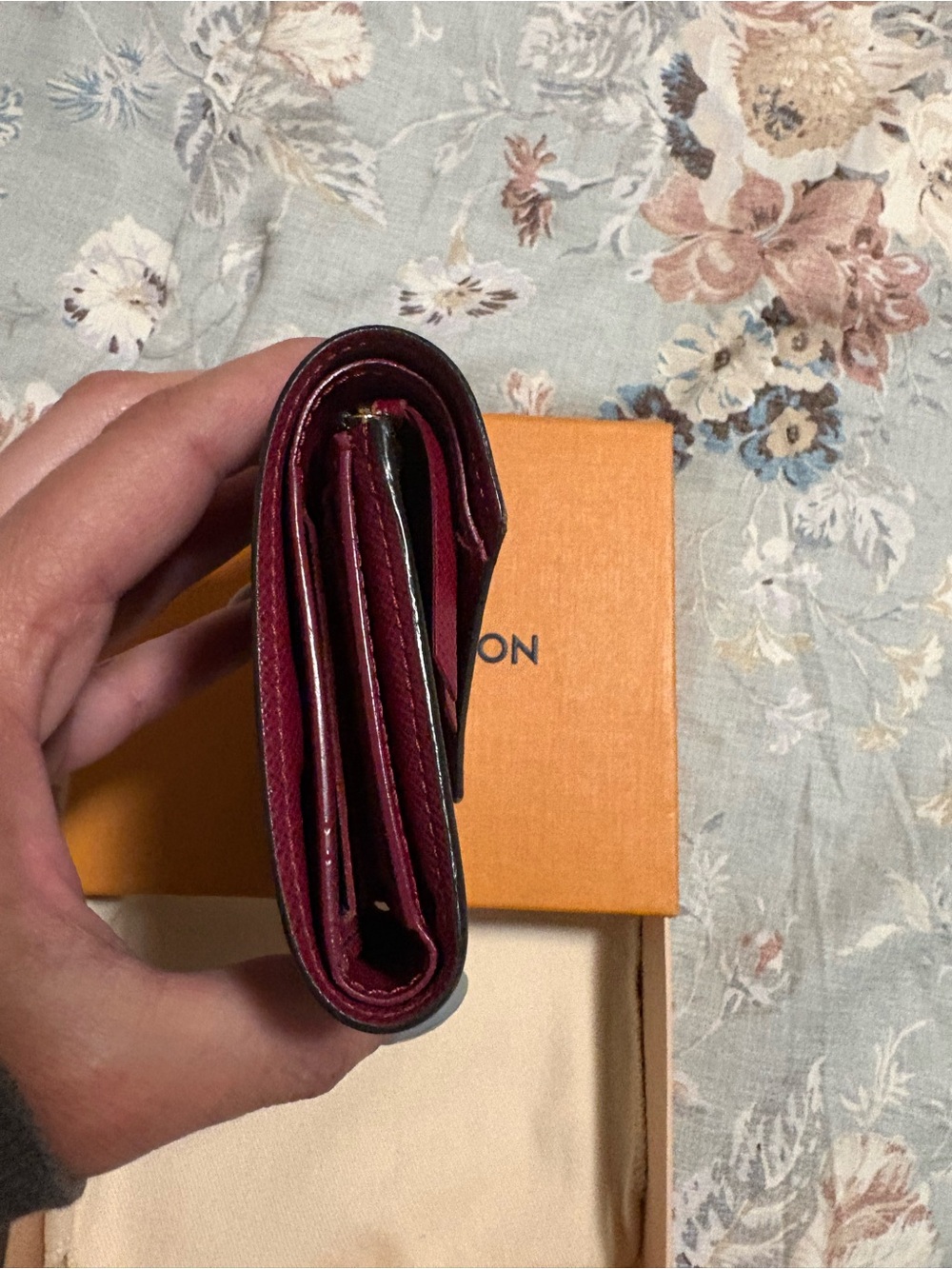 Authentic Louis Vuitton Monogram Victorine Envelope Wallet - Picture 5 of 7